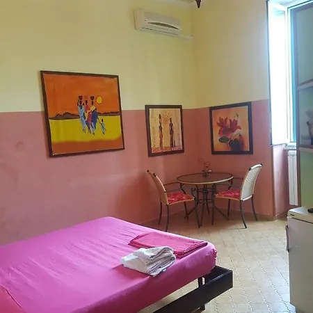B&B Elio'S-2
