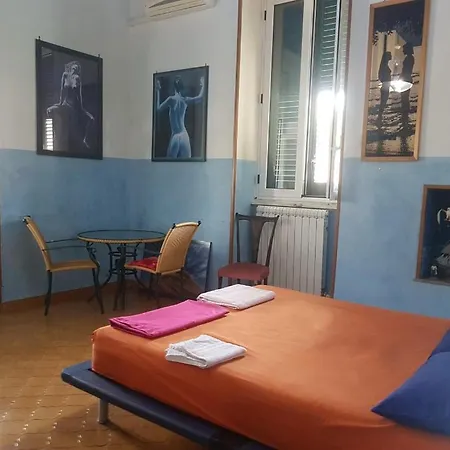 B&B Elio'S-2