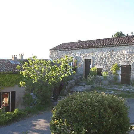 le rocher de Sampzon-2