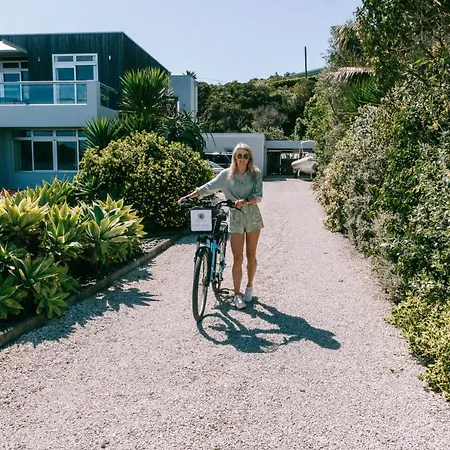 Waiheke Waterfront Lodge-2