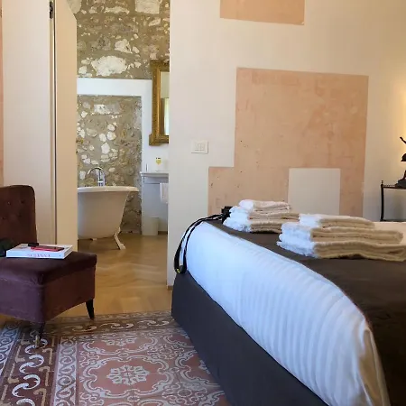 La Maison-3