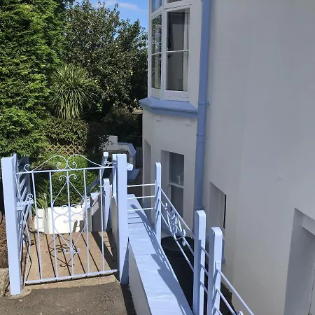 Harbour Lodge B&B-2