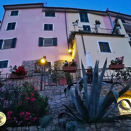 La Luna E L'Ulivo Antica Residenza-2