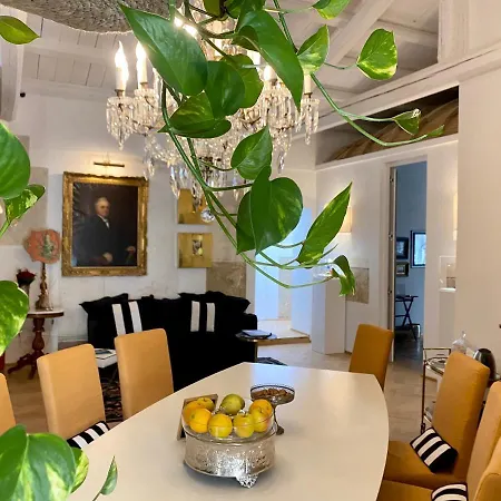 La Maison-2