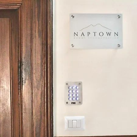 Naptown Rooms-3