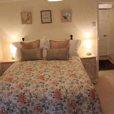 Church Farmhouse B & B-3