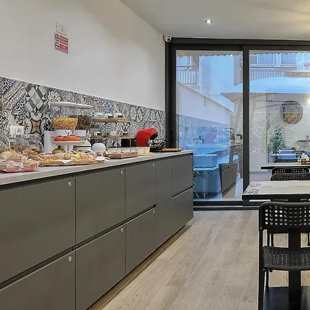 Meridiana B&B-3