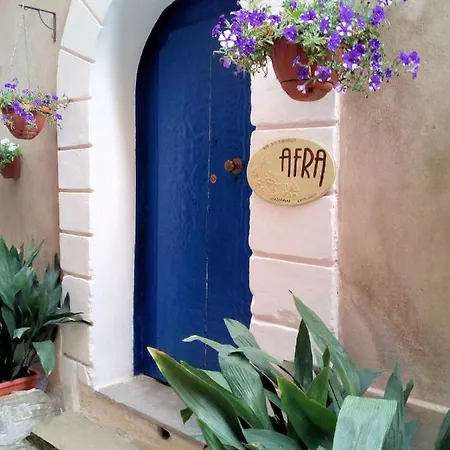 Afra Bed & Breakfast-3