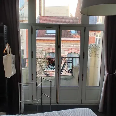 La Villa 30-3