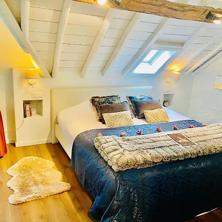 The White Queen B&B-3