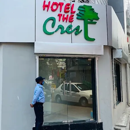 Hotel The Crest-2