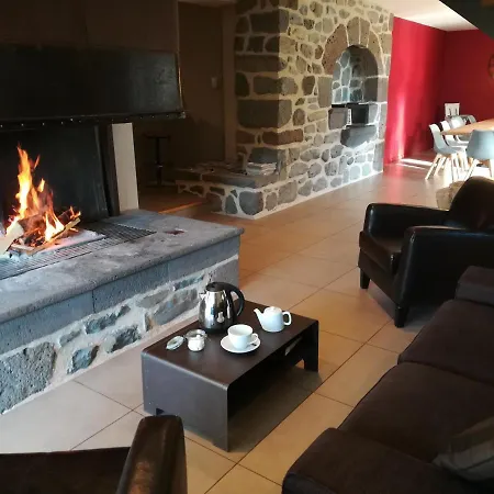 Aux Caprices d'Aubrac-2