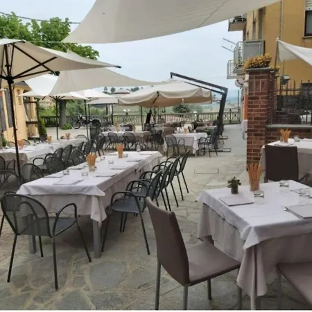 B&B L'Angolo Di Rosina Con Ristorante-3