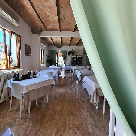 Borgomare Camere e Colazioni-3