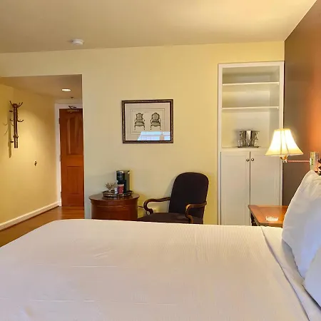 Excelsior Inn-3