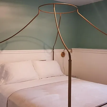 Dove House Bed & Breakfast Harbourside-3
