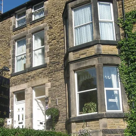 Acomb Lodge-3