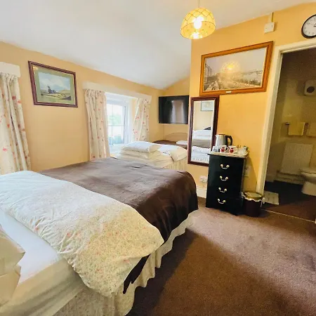 Apsley Villa Guest House.-3