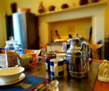 Heyford House Bed & Breakfast-3
