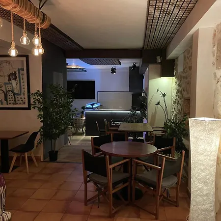 Petit Hotel C'an Mel-3