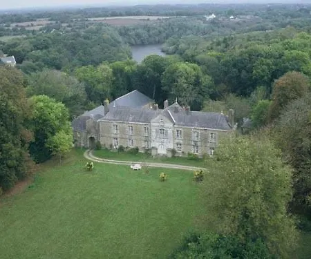 Chateau De Pont-Sal-2