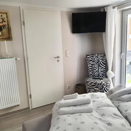 Monteur-Fremdenzimmer - Petit Quartier-2