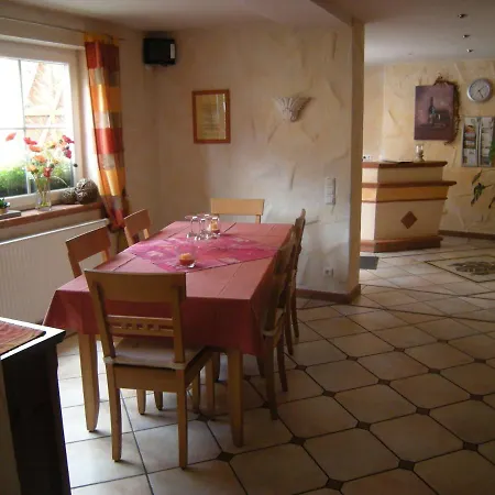 Weingut und Gästehaus Henrici-2