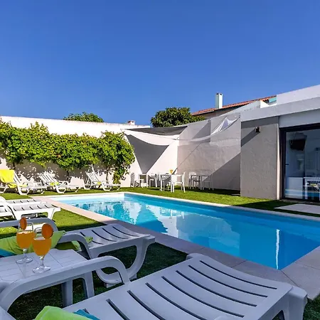 Ilheu 25 Peniche House-2