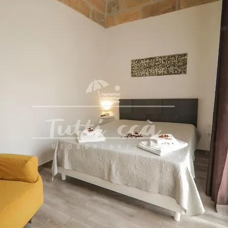 Tutti ccà Airport Rooms-3
