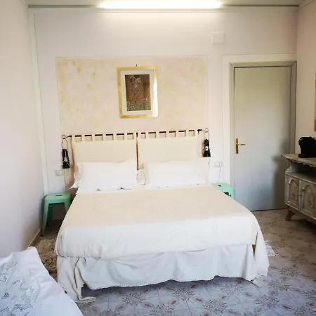 B&B L Ortensia-3