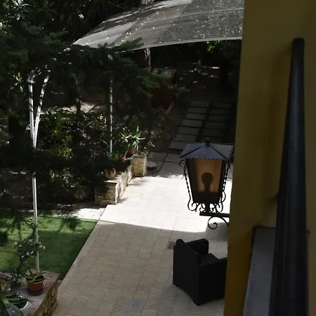 Cospea B&B-2
