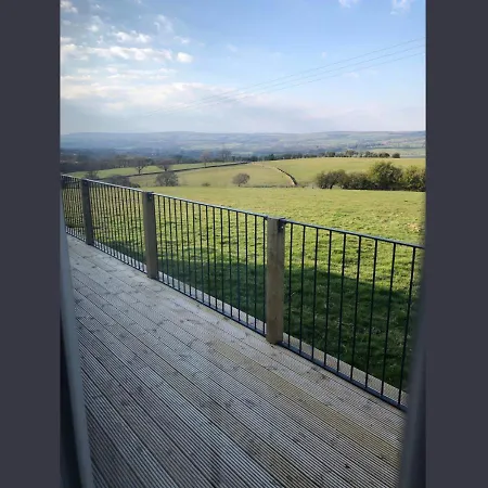Chevin End Guest House-3
