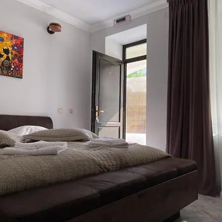 Maisonette Apartments-3