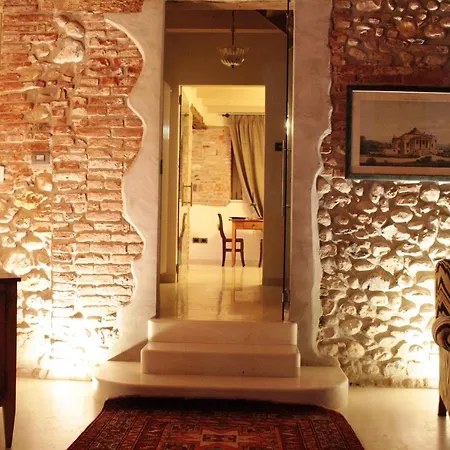 Casa Di Campagna Castello B&B-2