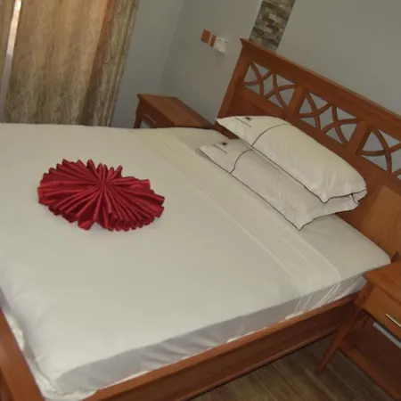 Zimbo Golden Vip Lodge-3
