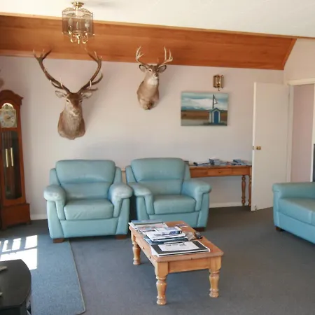 Creel House Bed And Breakfast-3