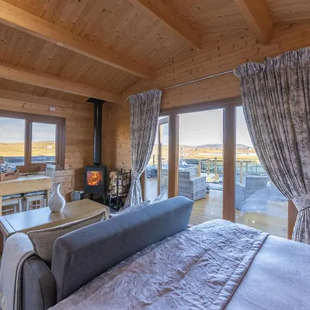 Benview Bed And Breakfast & Luxury Lodge, Isle Of North Uist-3