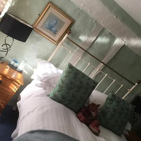 The Angel Inn B&B-2