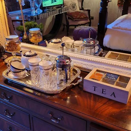 Ravenscroft B&B-3