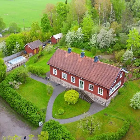 Lyrsta R B&B-3