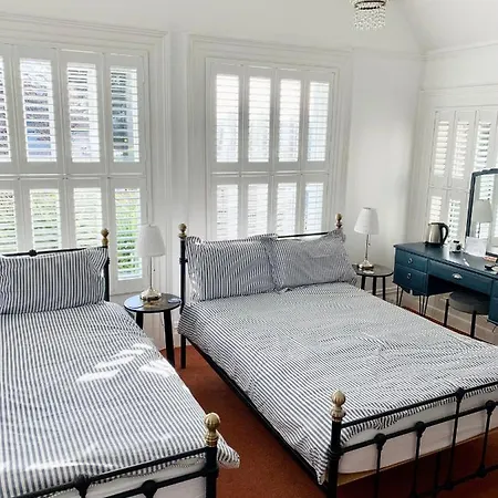 Derrin Guest House-3
