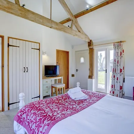 Red House Farm Accommodation-2