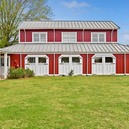 The Farmhouse Inn-2