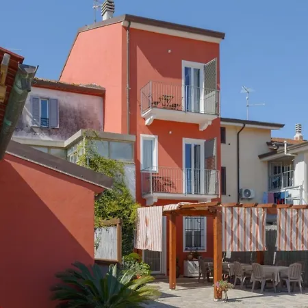 La corte dei tre-2