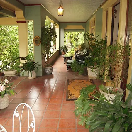 The Bissell House Bed & Breakfast-3