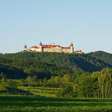 Gästehaus Benediktinerstift Göttweig - Bed&Breakfast Monastery-3