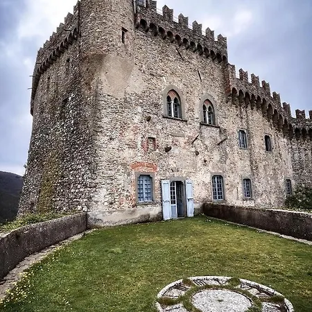 Castello Malaspina Di Fosdinovo-3