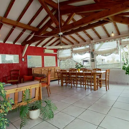 Chambres D'Hotes "La Grange De Georges"-2