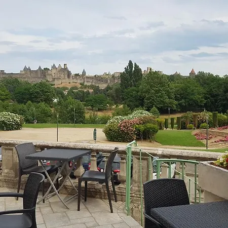 Carcassonne Guesthouse-2