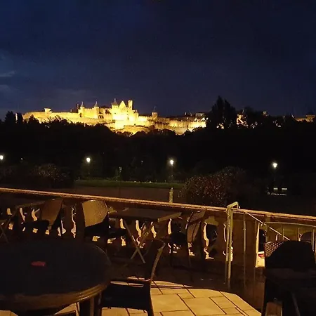 Carcassonne Guesthouse-3